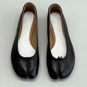 Maison Martin Margiela Black Tabi Flats